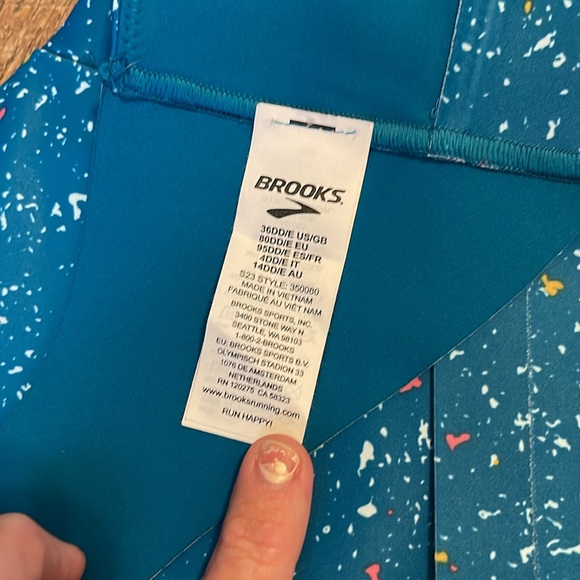 Brooks Sports Bra - Picture 3 of 5